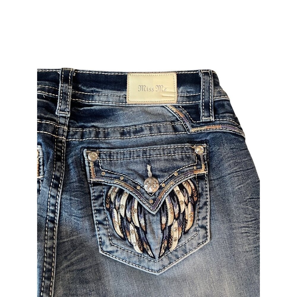 Miss Me Mid Rise Denim Straight Leg Blue Jeans Womens Size 30 Wing Design Pocket